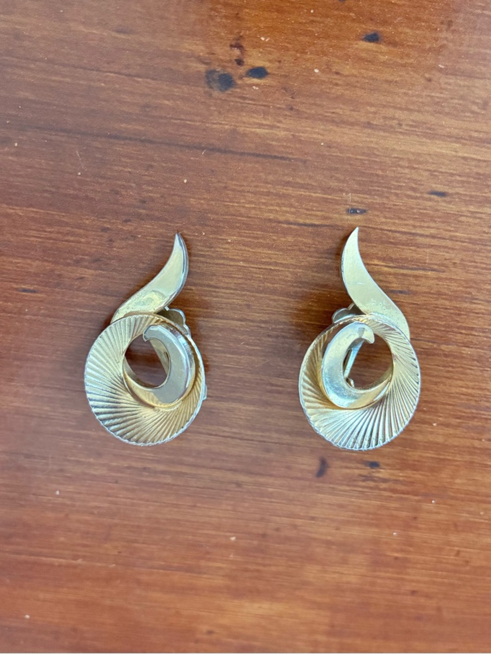 Vintage Coro MCM Gold Tone Clip Earrings